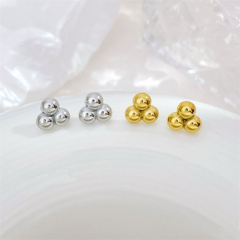 Stud Dot earrings