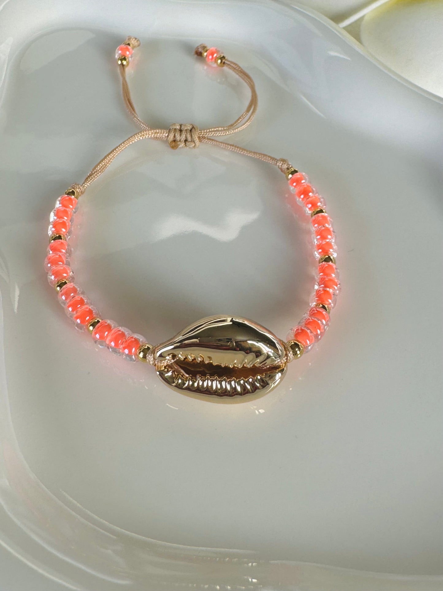 Ajustable Shell bracelet