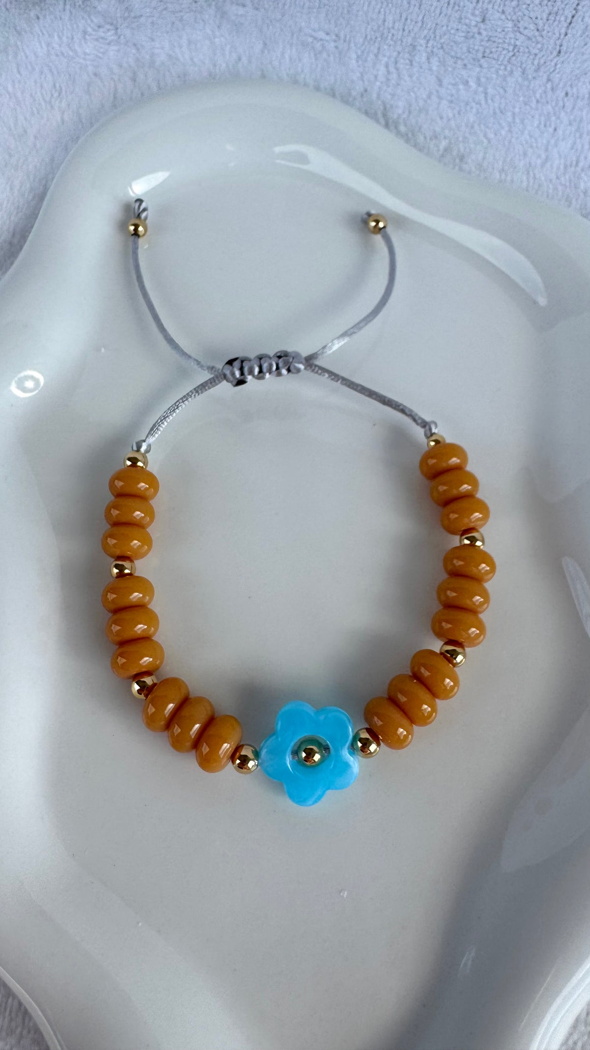 Crystal flower bracelet