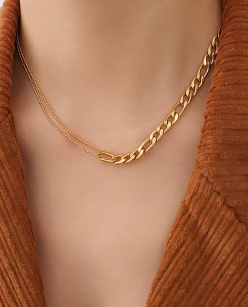 Double chain necklace